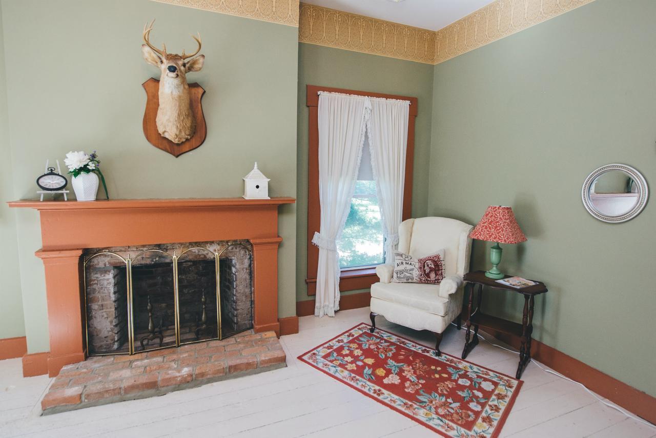 Old Caledonian Bed & Breakfast Kültér fotó