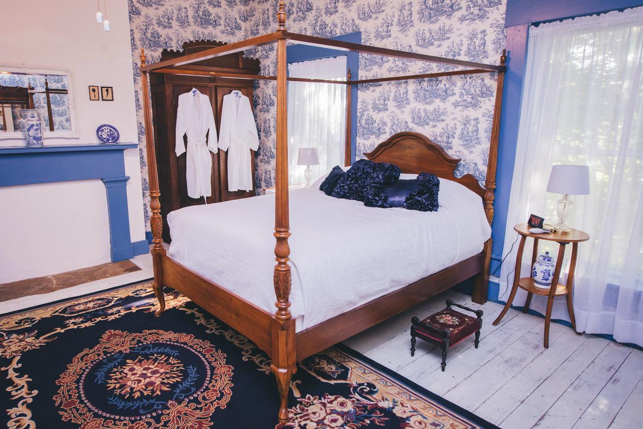 Old Caledonian Bed & Breakfast Kültér fotó