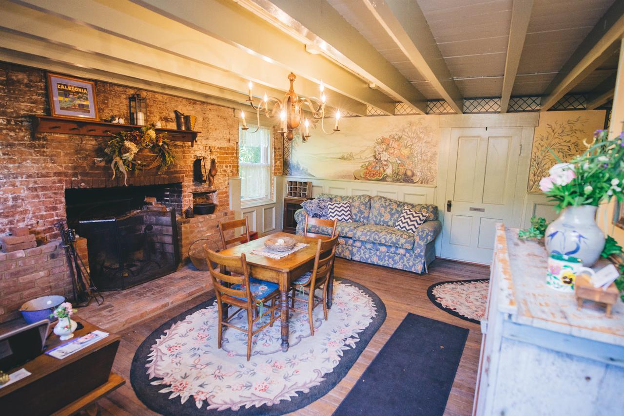 Old Caledonian Bed & Breakfast Kültér fotó
