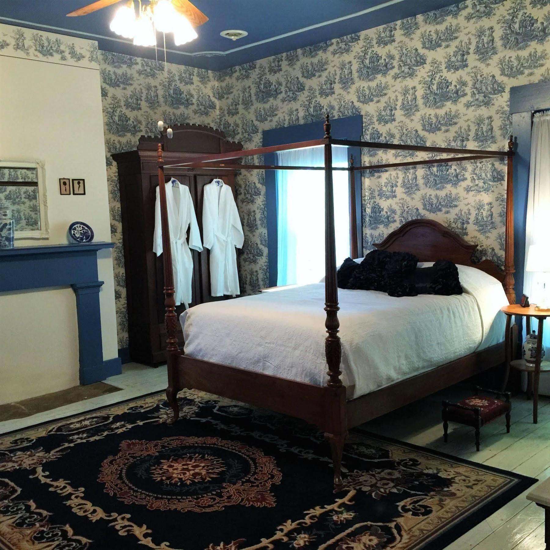 Old Caledonian Bed & Breakfast Kültér fotó